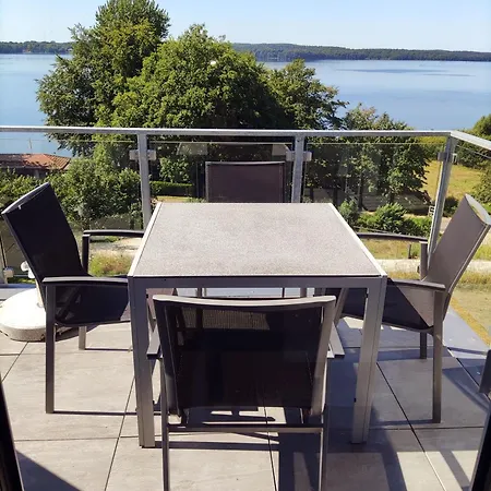 Neubau-ferienwohnung Mit Panorama-seeblick Apartment *